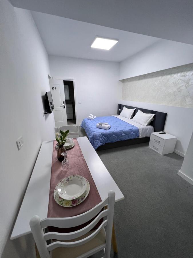 Skenderbej Rooms Tirana Exterior photo